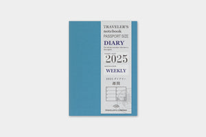 Traveler's Notebook 2025 Refill Weekly - Passport Size